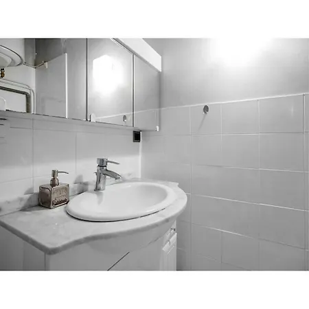 別荘 Chez-moi, 200 M From The